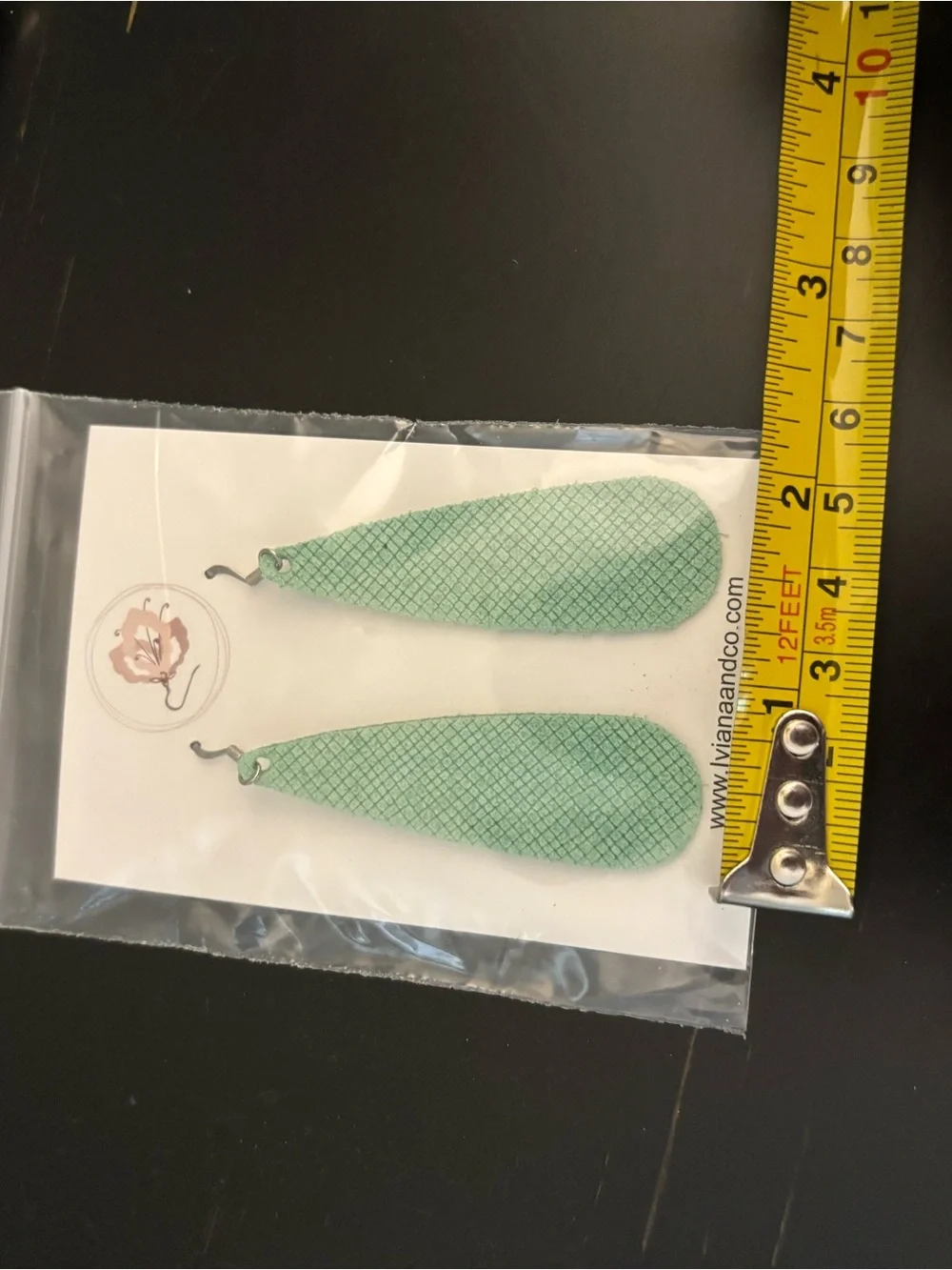 Iviana & Co. mint green